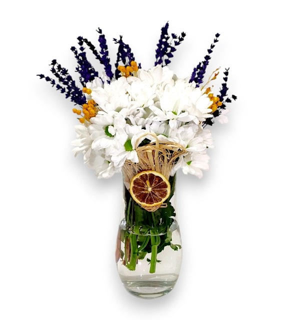 Cam Vazoda Beyaz Papatyalar